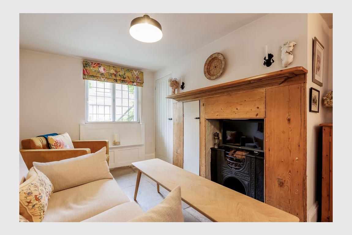 House For Sale Blind Lane Wimborne BH21 1ND Ref CB009572