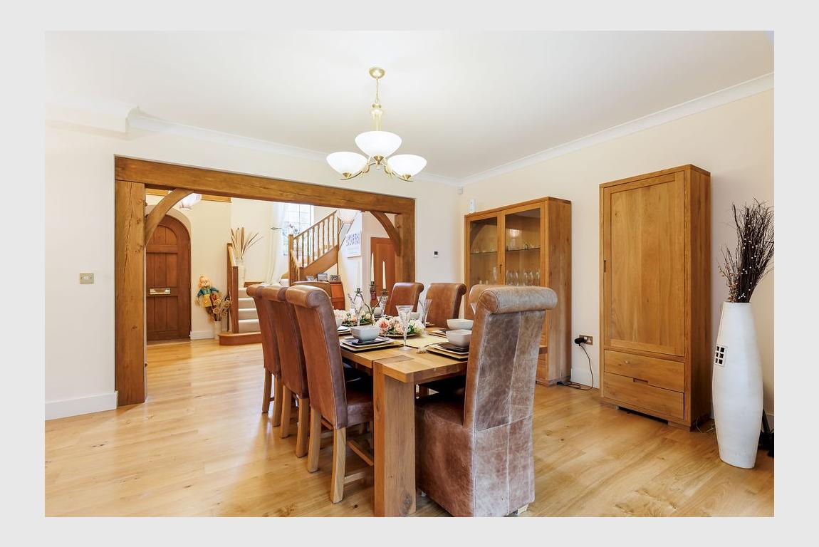 House For Sale Upper Golf Links Road Broadstone BH18 8BX Ref