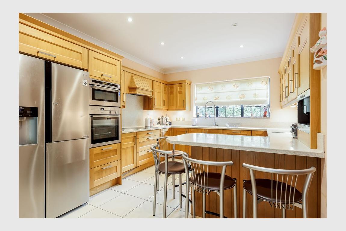 House For Sale Upper Golf Links Road Broadstone BH18 8BX Ref