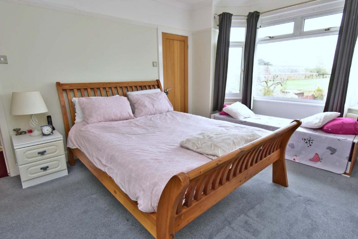 House For Sale Blind Lane Wimborne BH21 1NJ Ref CB009358