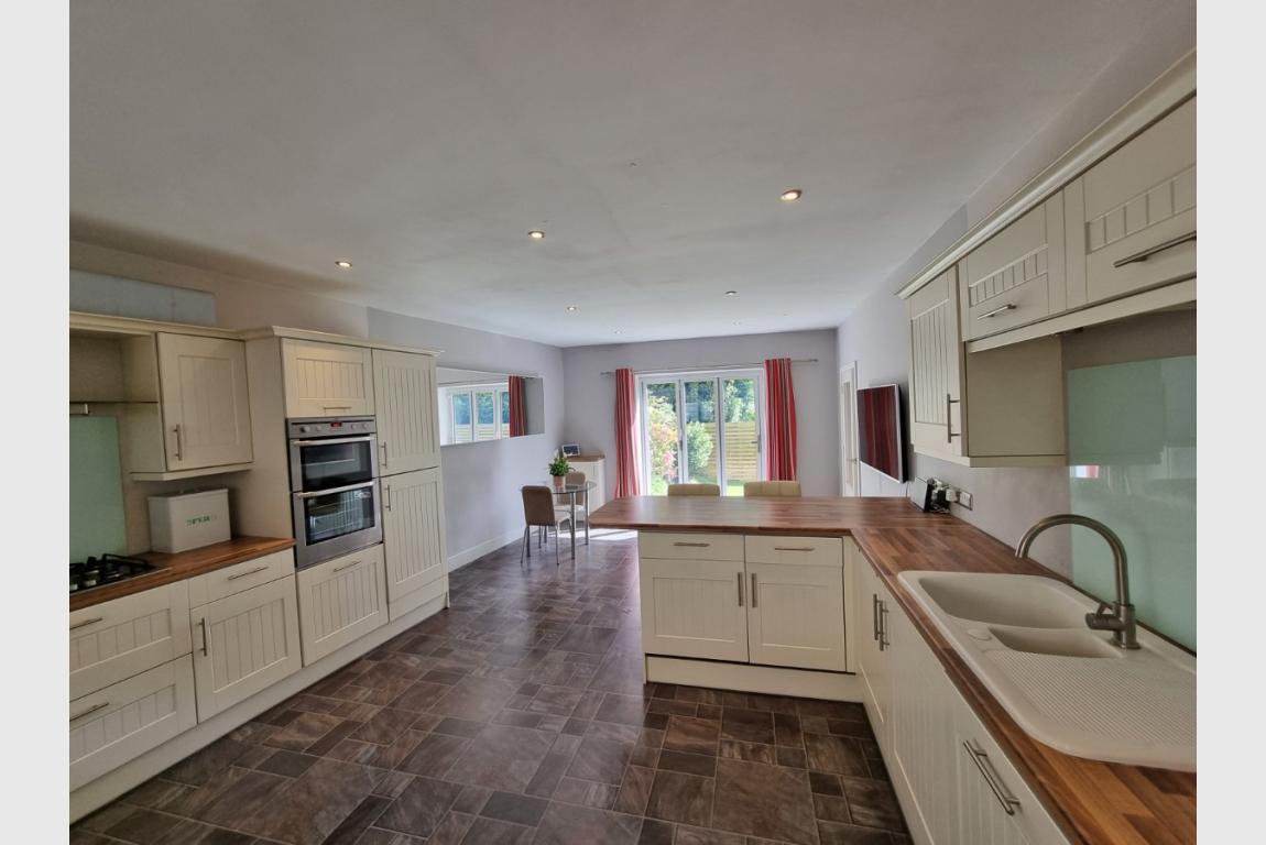 House For Sale Rowlands Hill Wimborne BH21 2QQ Ref CB007846