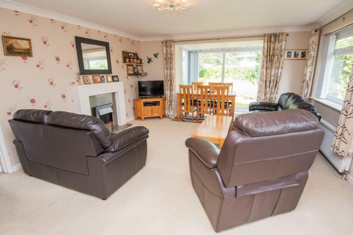House For Sale Dales Drive Wimborne BH21 2JS Ref WBO230428