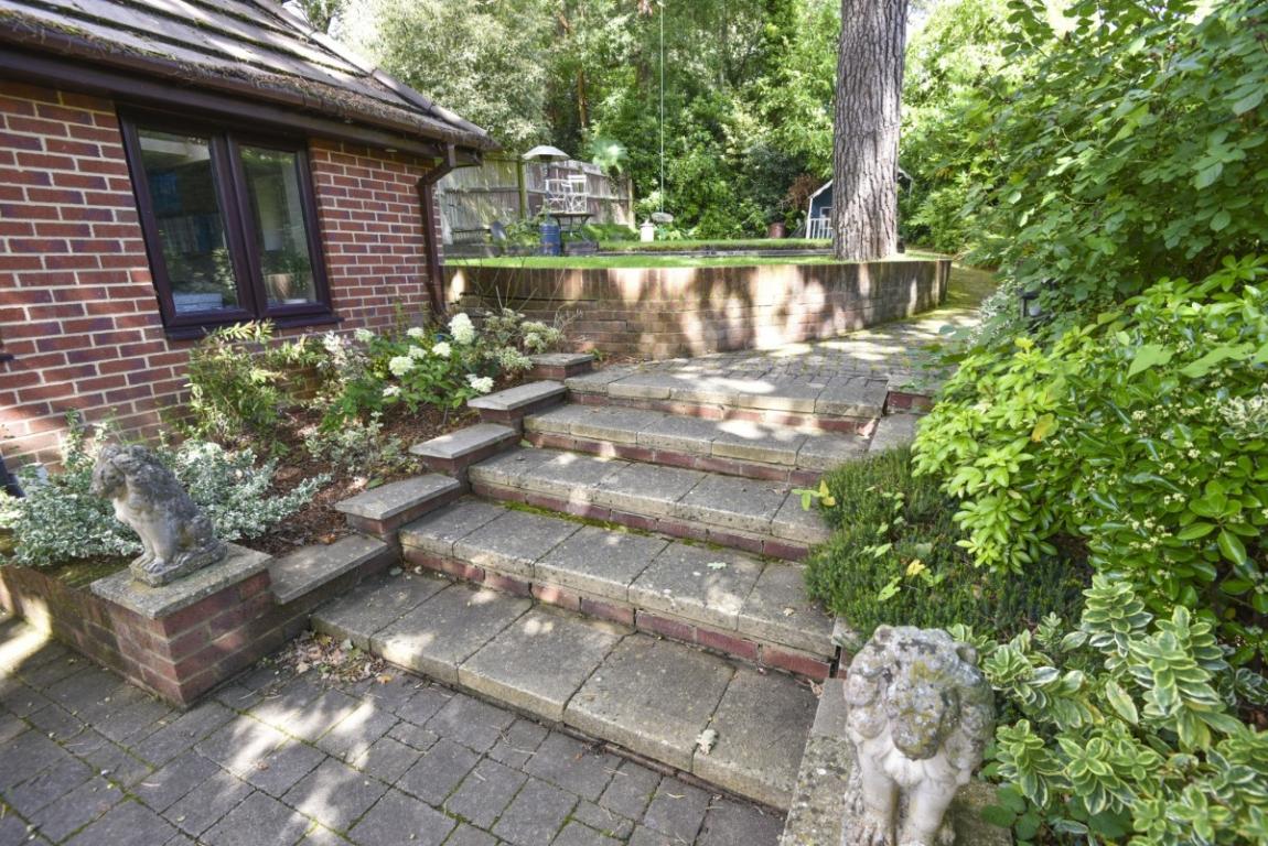 House For Sale Springdale Road Broadstone BH18 9BY Ref 18360735