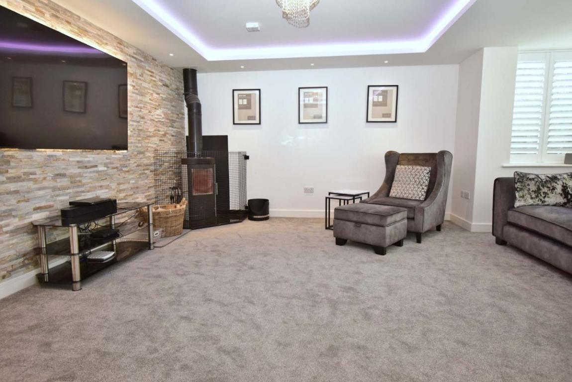 House For Sale High Park Road Broadstone BH18 9DE Ref 17690698