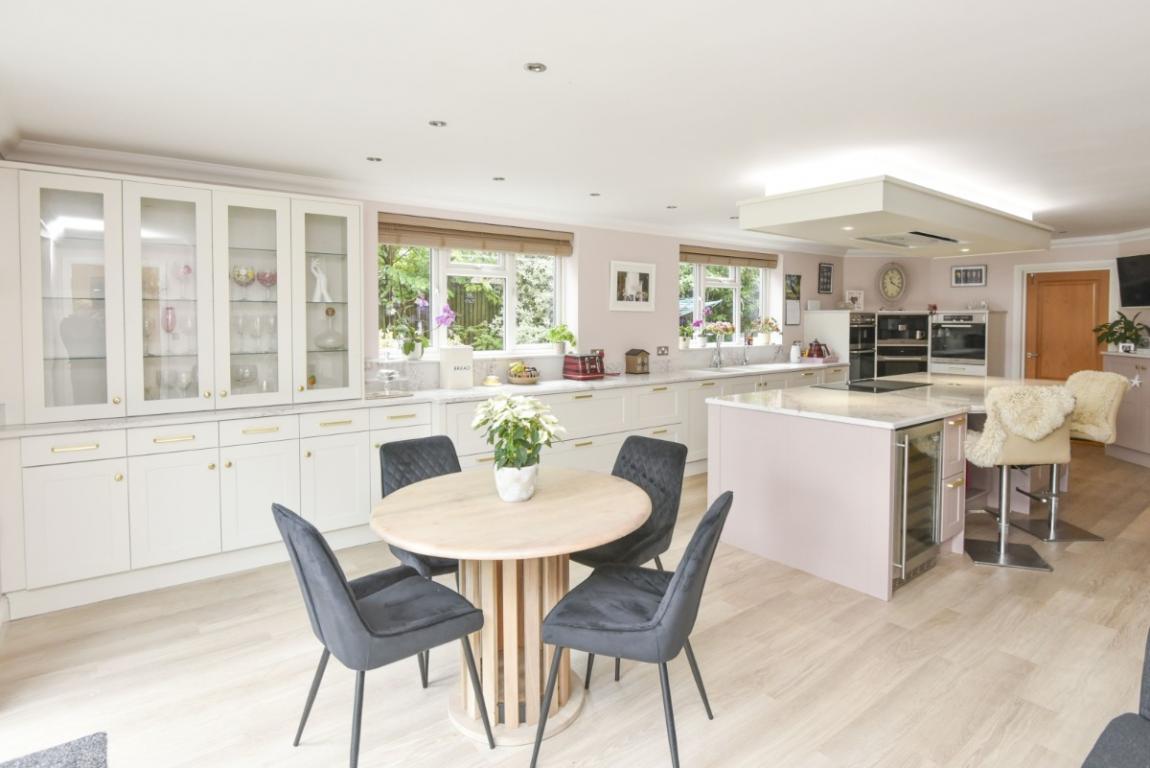 House For Sale Corfe Lodge Road Broadstone BH18 9NQ Ref WBO230368