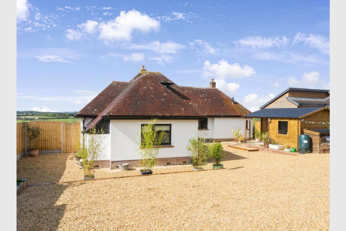 House For Sale Bath Road Sturminster Newton DT10 1EB Ref WBO230568 Christopher Batten