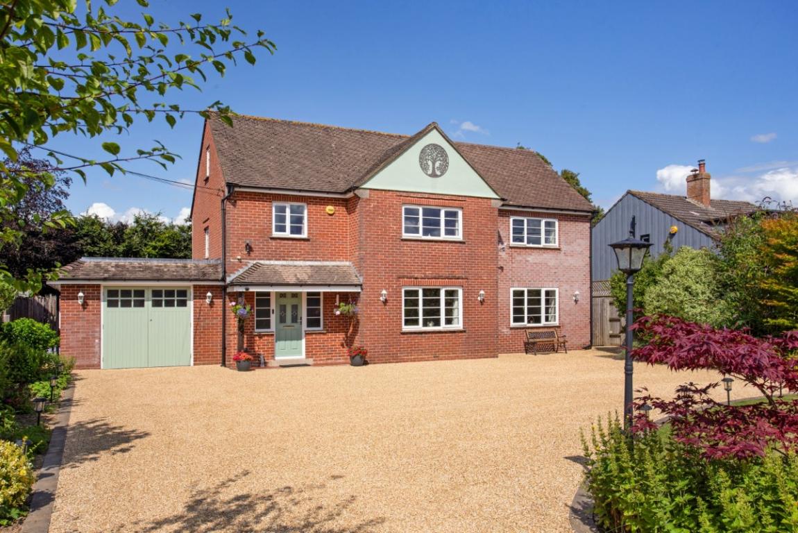 House For Sale Smugglers Lane Wimborne BH21 4HB Ref WBO210183