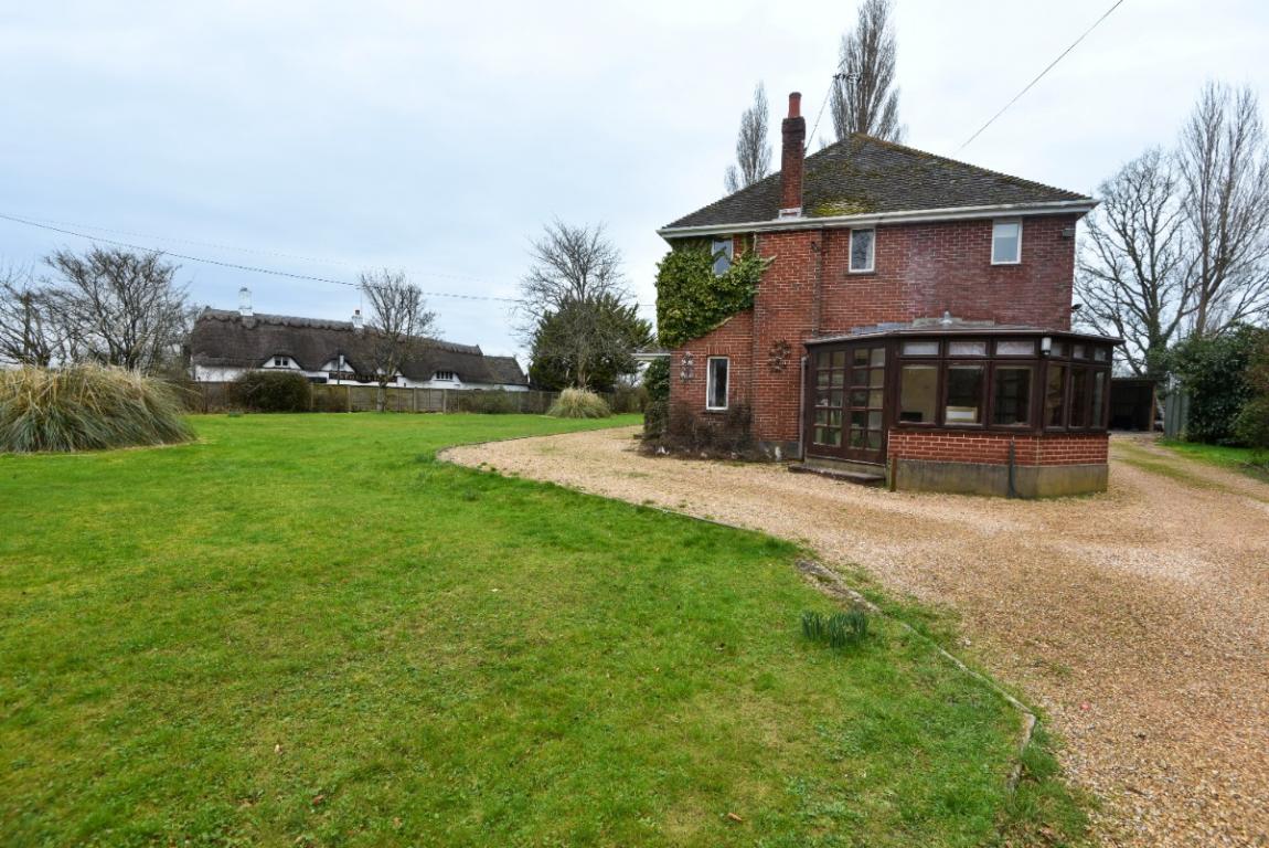House For Sale Furzehill Wimborne BH21 4HB Ref WBO110005