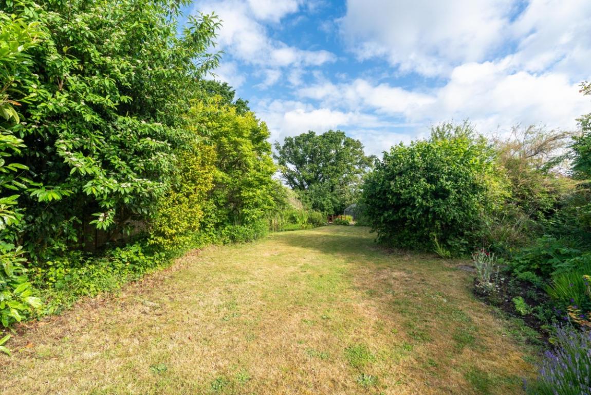 Image: 2 Lonnen Road Wimborne Dorset Colehill