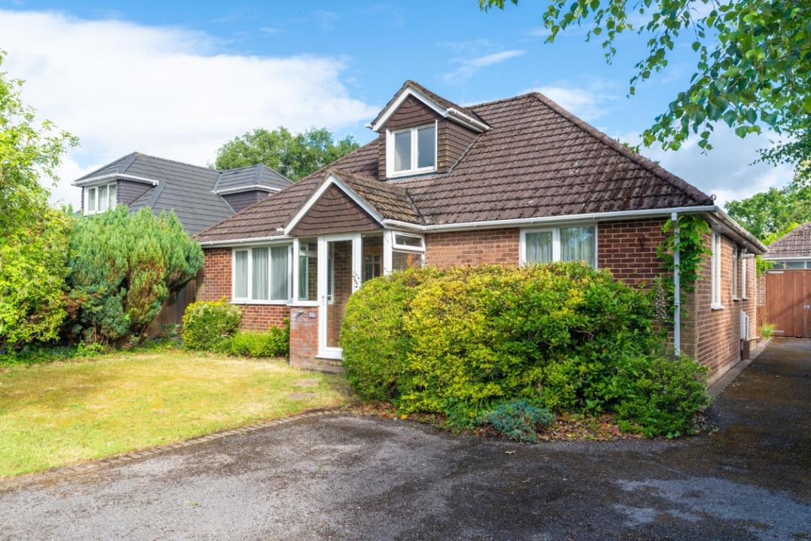 Image: 1 Lonnen Road Wimborne Dorset Colehill
