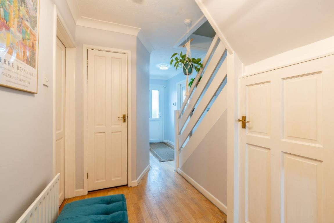 House For Sale Dales Drive Wimborne BH21 2JS Ref WBO090356