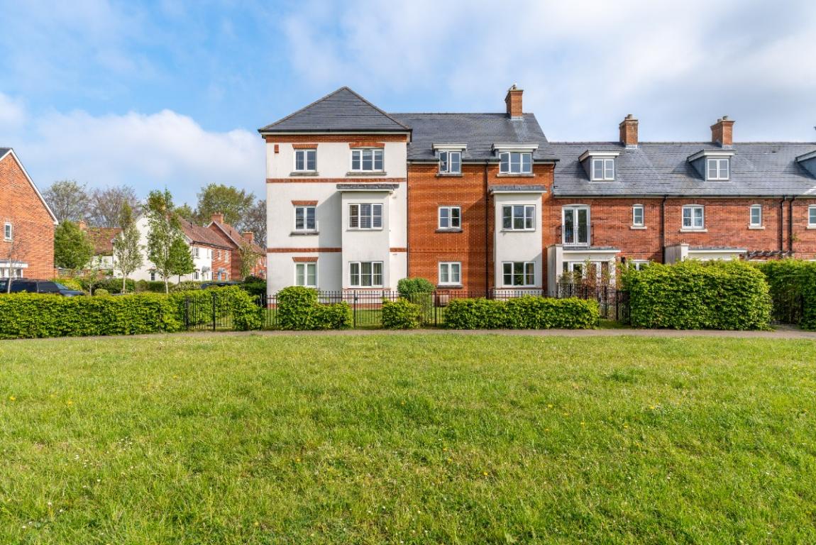 Image: 15 Ryan Way Wimborne Dorset Wimborne