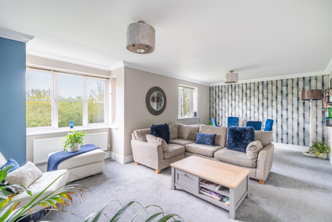 Image: 2 Ryan Way Wimborne Dorset Wimborne