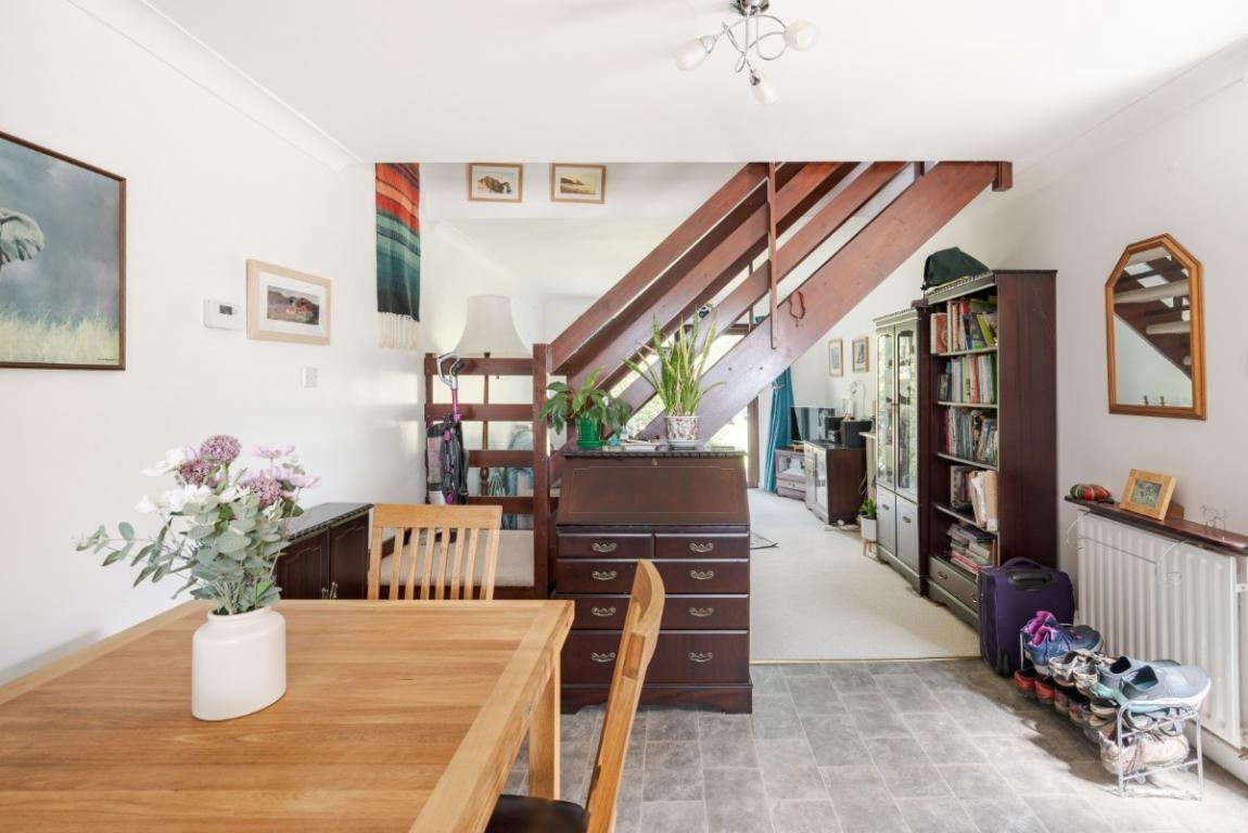 Image: 5 Bridle Way Wimborne Dorset Colehill