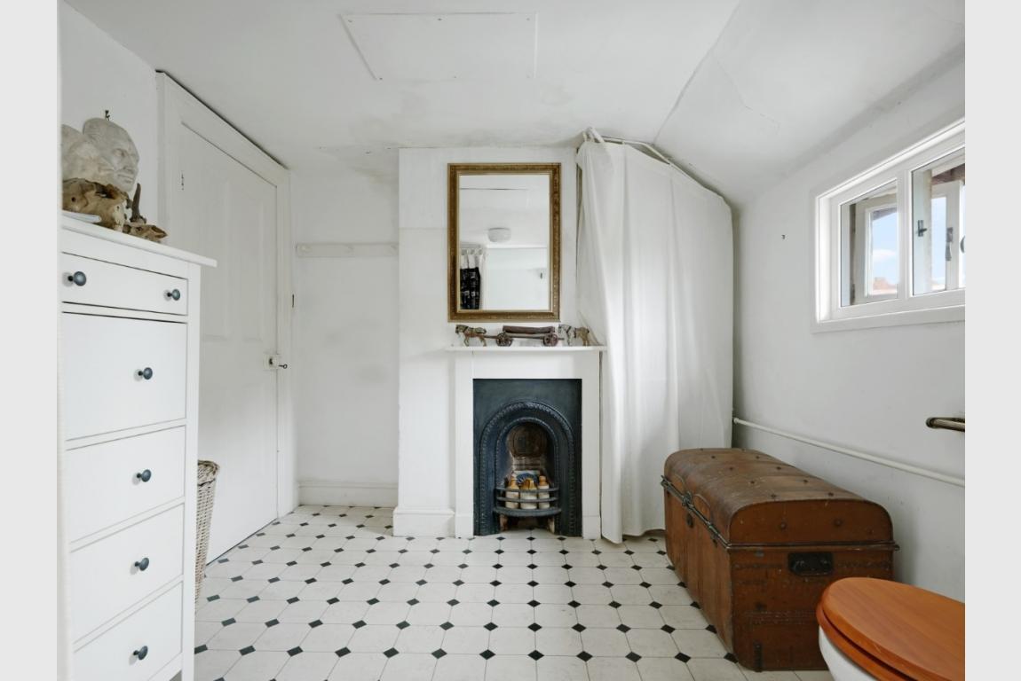 Image: 14 Cromwell Road Wimborne Dorset Wimborne