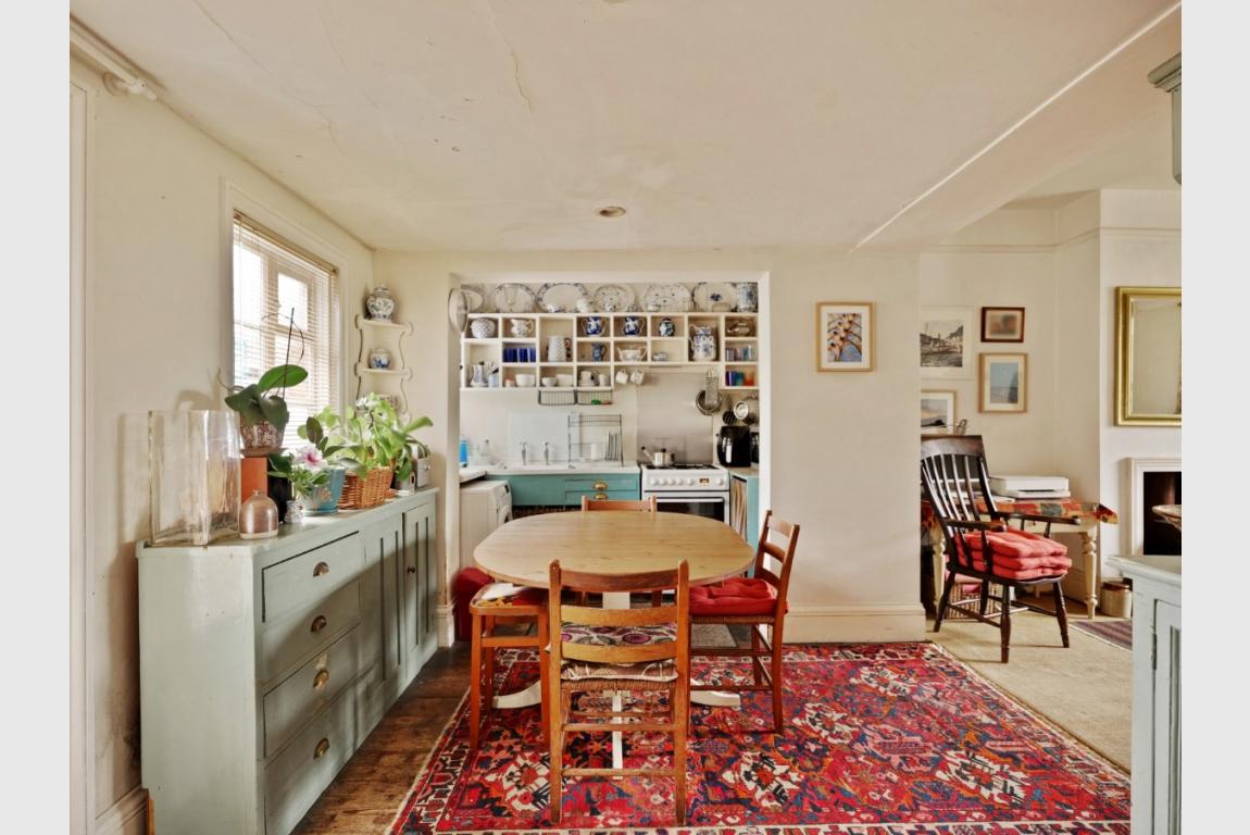 Image: 5 Cromwell Road Wimborne Dorset Wimborne