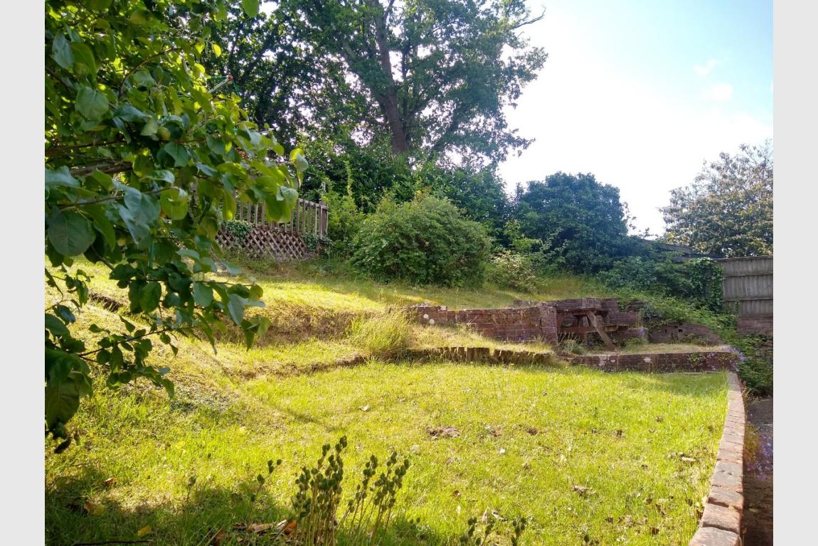 Image: 12 Brook Lane Wimborne Dorset Corfe Mullen