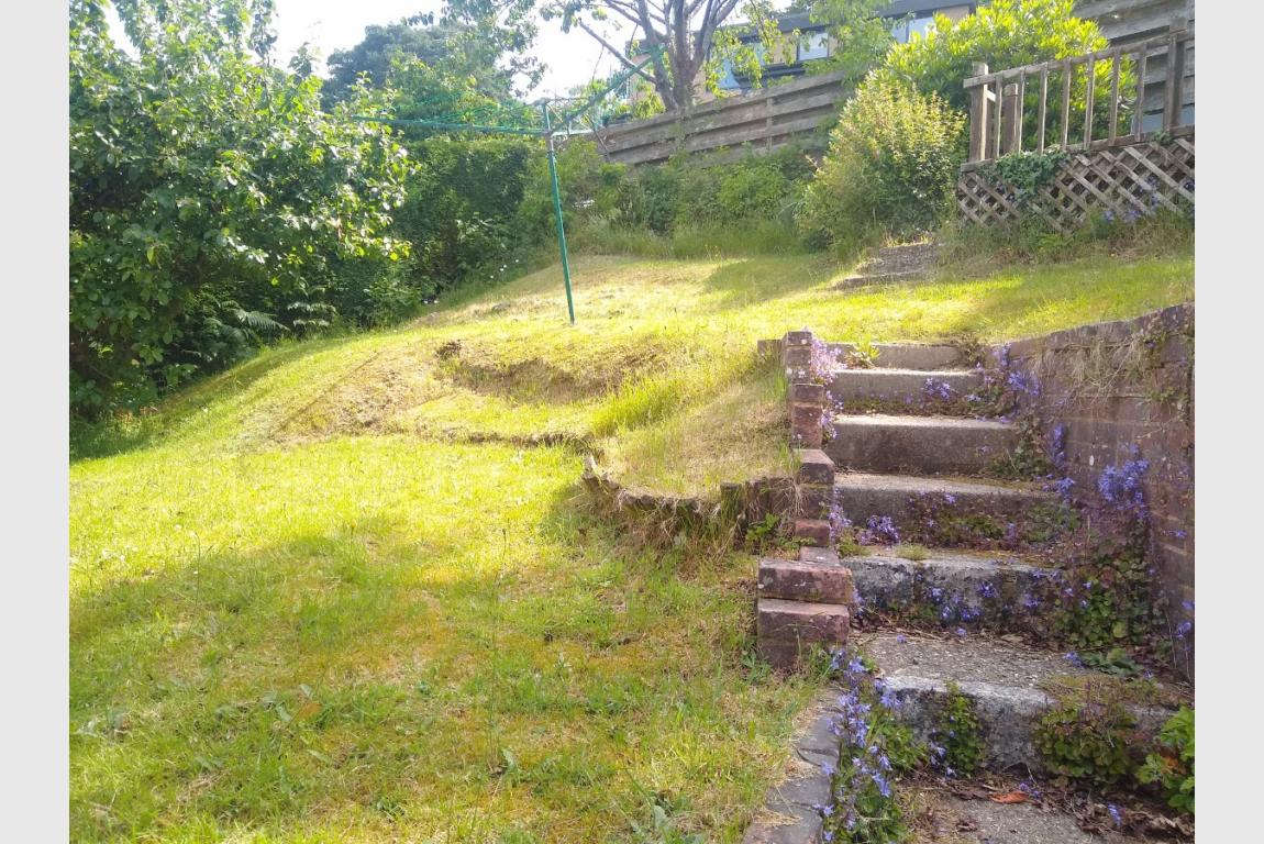 Image: 14 Brook Lane Wimborne Dorset Corfe Mullen