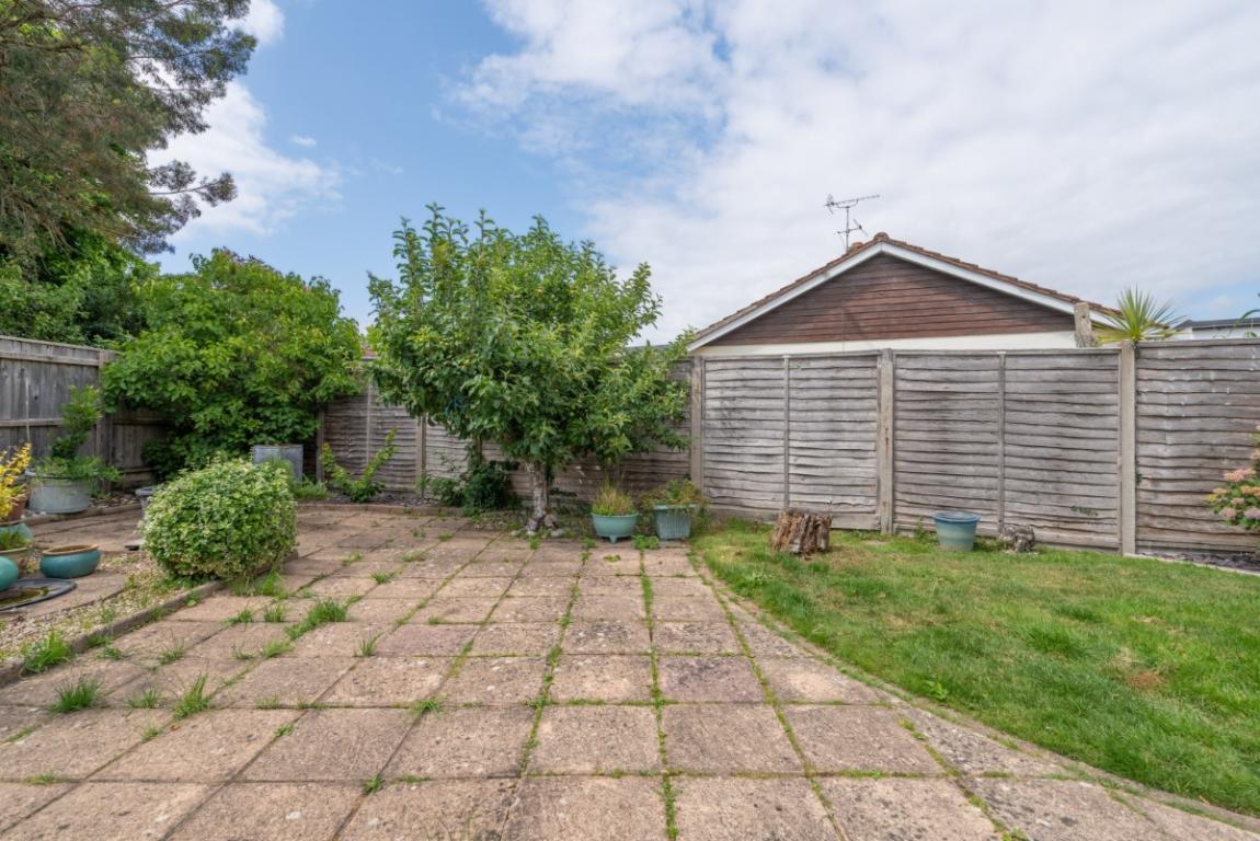 Image: 18 Hounds Way Wimborne Dorset Colehill