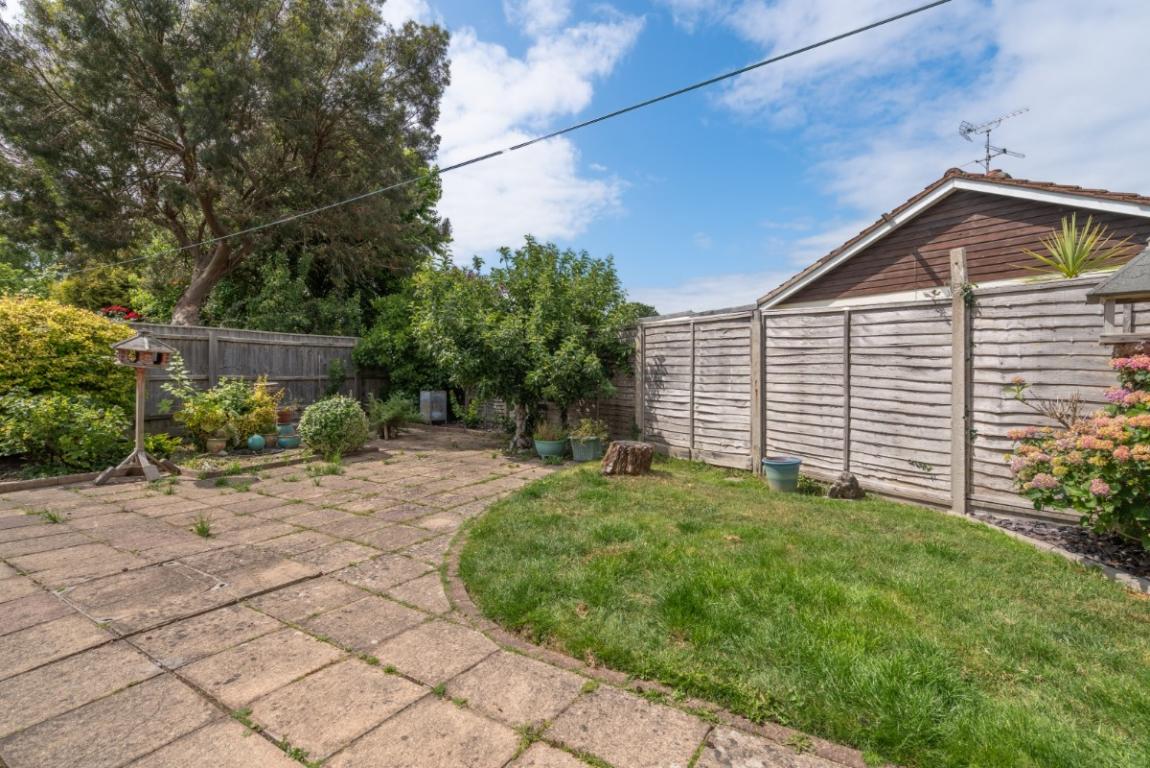 Image: 19 Hounds Way Wimborne Dorset Colehill