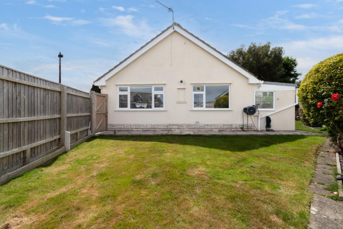 Image: 20 Hounds Way Wimborne Dorset Colehill