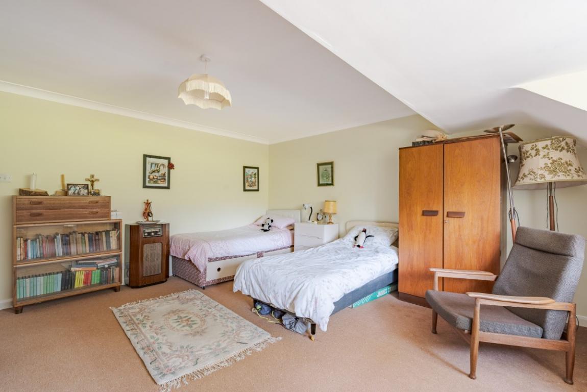 Image: 22 Furzehill Wimborne Dorset Furzehill