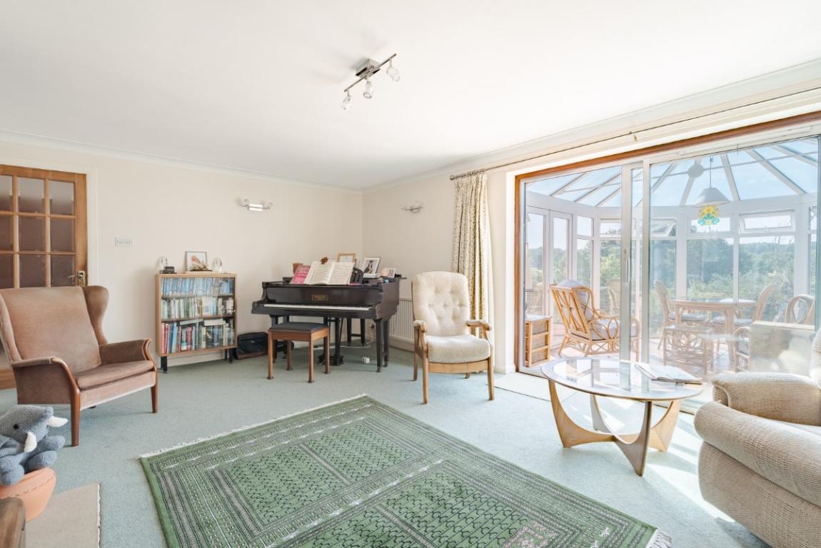 Image: 7 Furzehill Wimborne Dorset Furzehill