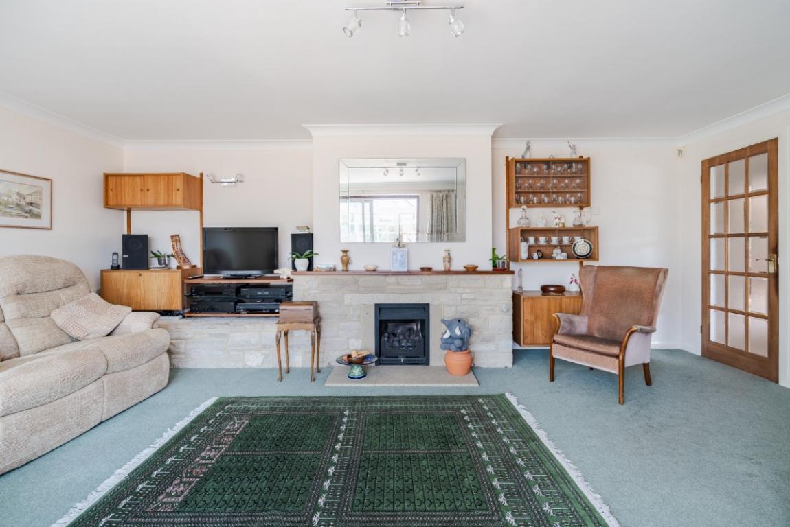 Image: 8 Furzehill Wimborne Dorset Furzehill