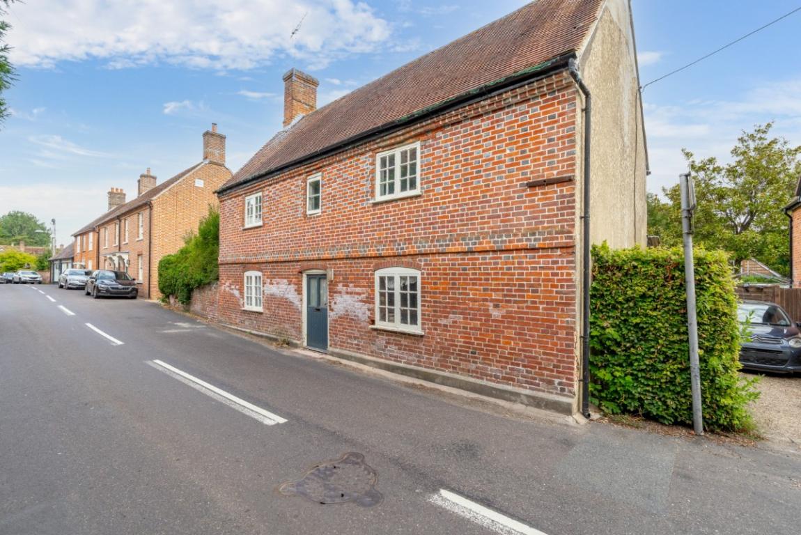 Image: 22 Castle Street Wimborne Dorset Cranborne