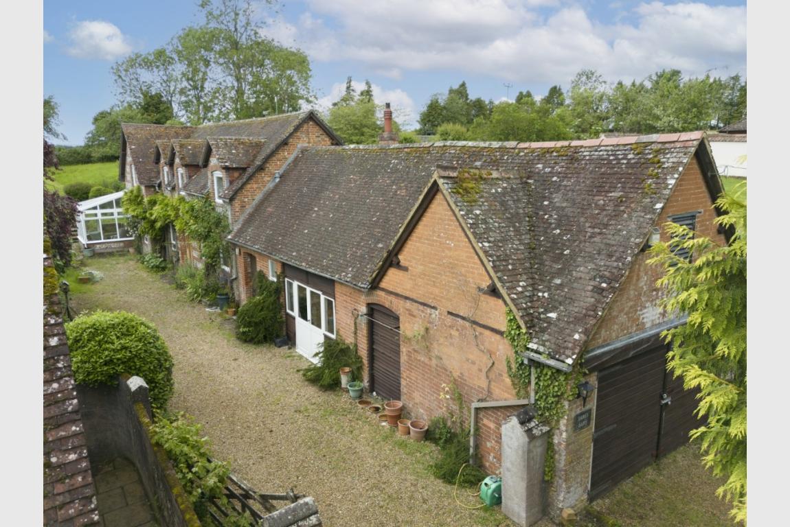 Image: 3 Harley Lane Wimborne Dorset Gussage All Saints