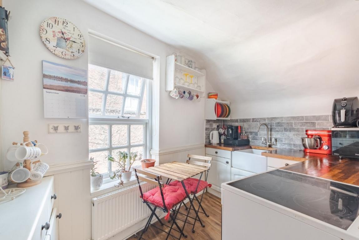 Image: 4 East Street Wimborne Dorset Wimborne Town Centre