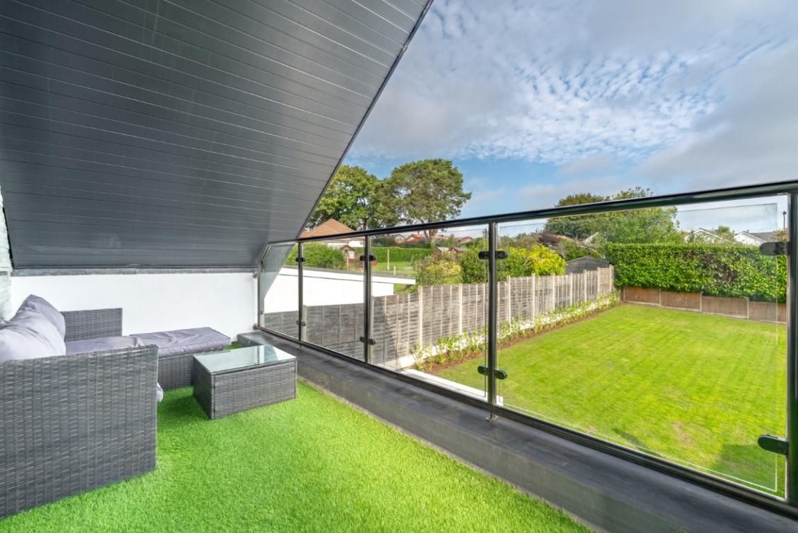 Image: 21 Albert Road Wimborne Dorset Corfe Mullen