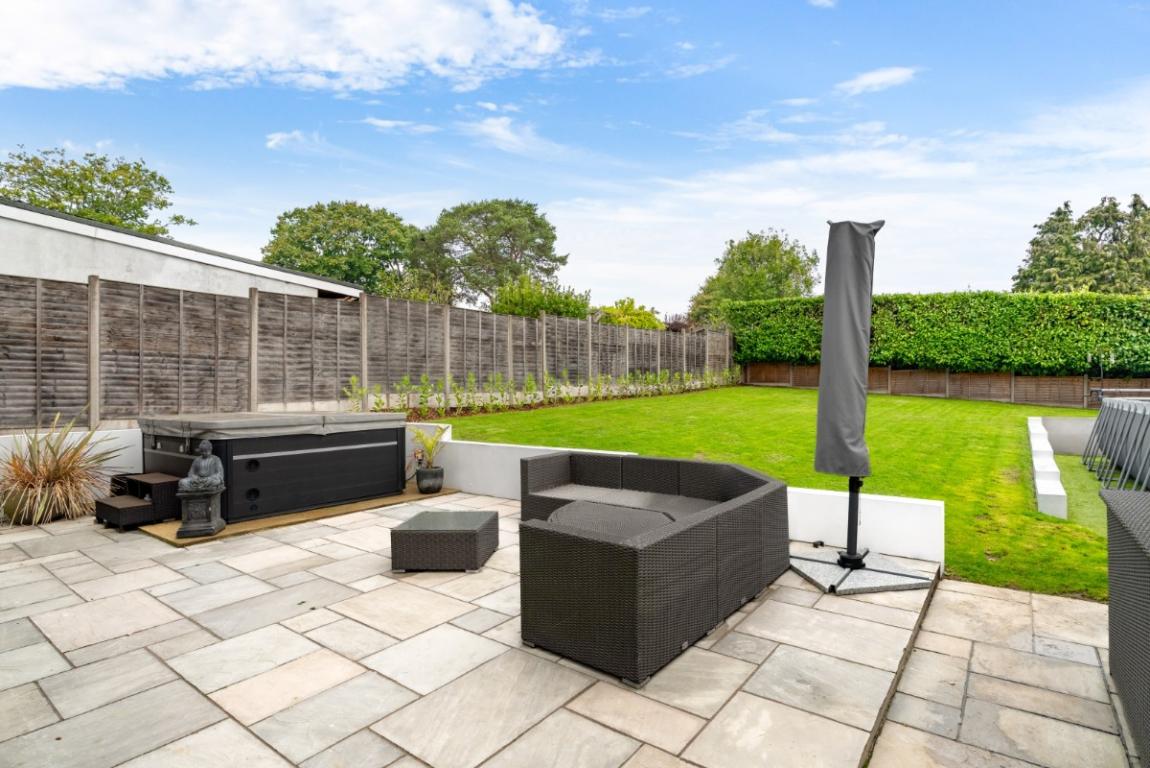 Image: 30 Albert Road Wimborne Dorset Corfe Mullen