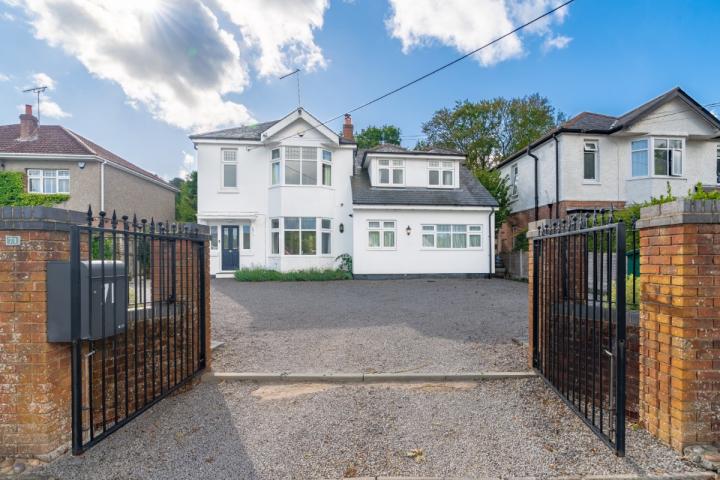 Clarendon Road