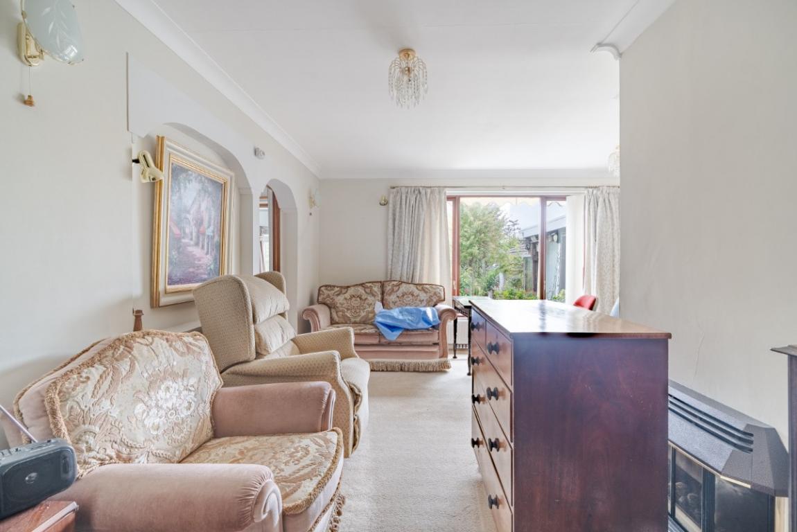 Image: 4 Highfield Road Wimborne Dorset Corfe Mullen