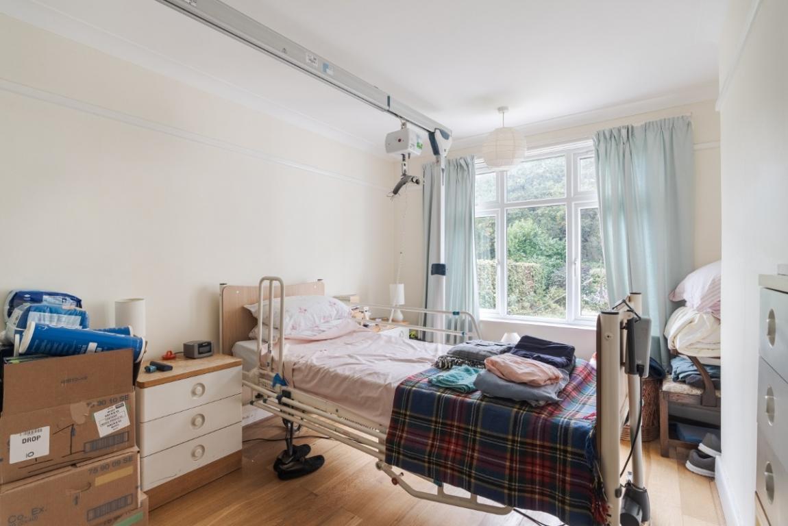 Image: 14 Gravel Hill Wimborne Dorset Merley