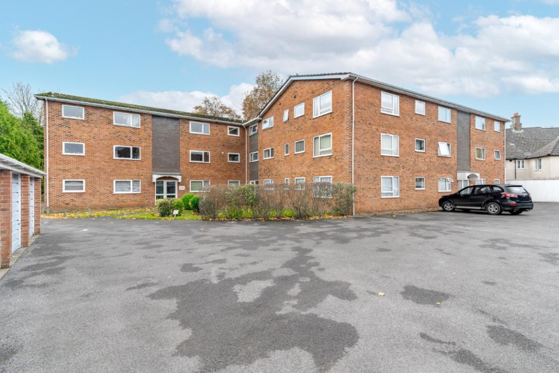 Image: 12 Poole Road Wimborne Dorset Wimborne