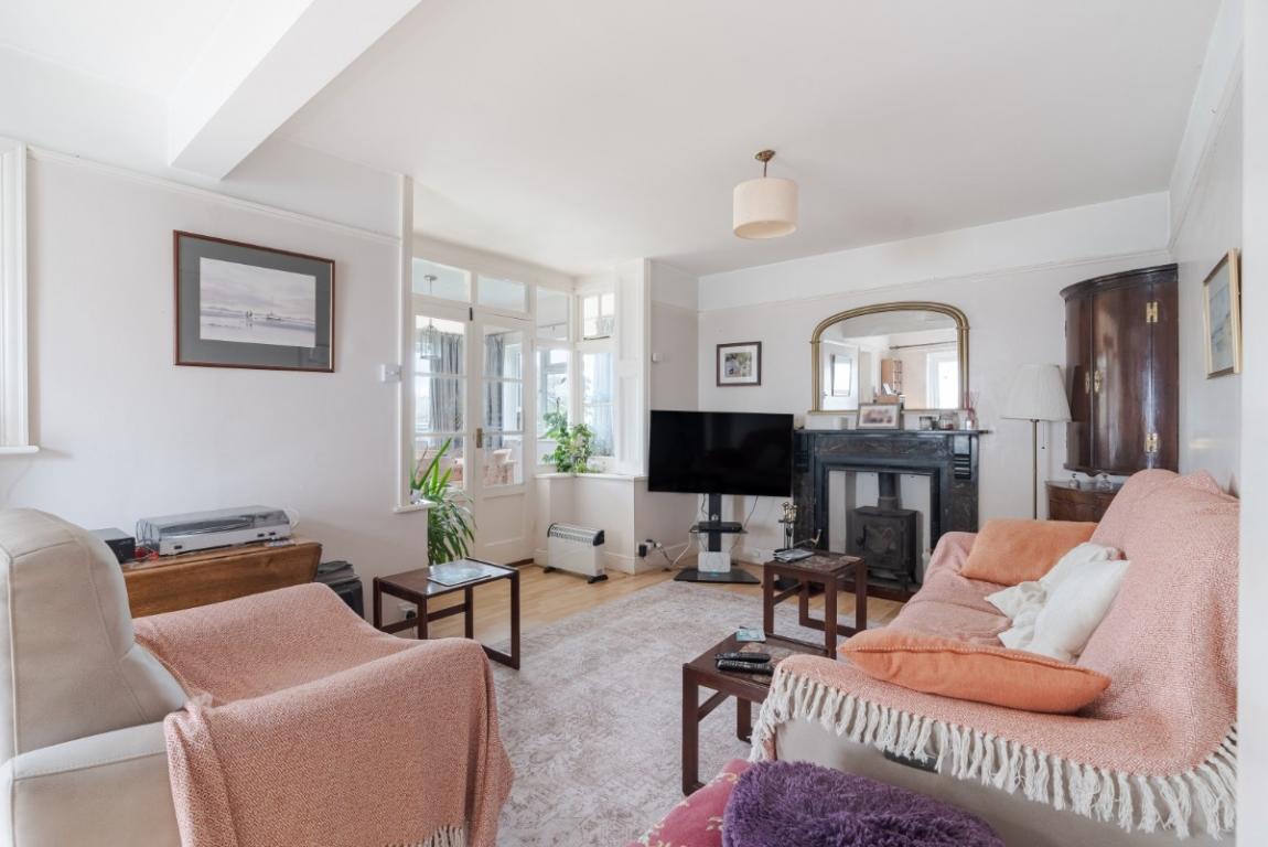 Image: 3 Batchelors Lane Wimborne Dorset Holtwood