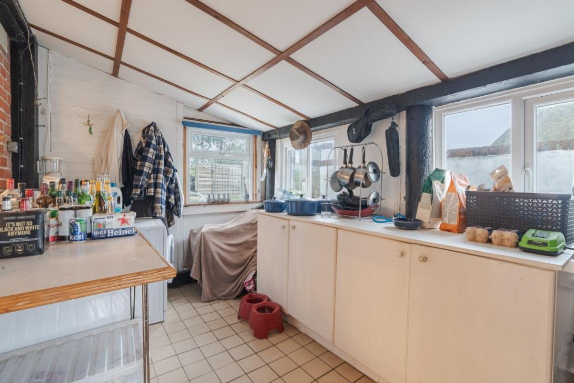 Image: 11 Batchelors Lane Wimborne Dorset Holtwood