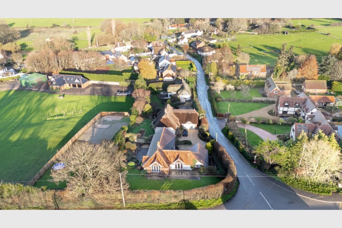 Image: 21 Winterborne Zelston Blandford Forum Dorset Winterborne Zelston