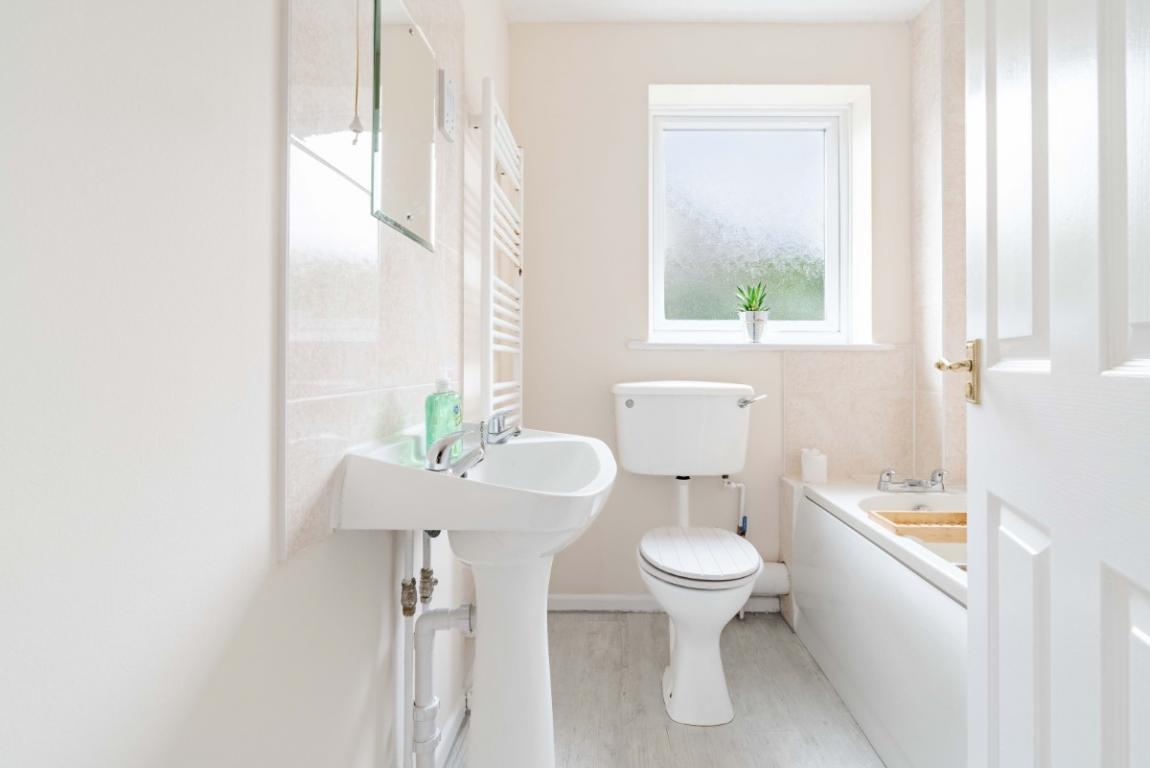 Image: 11 Bridle Way Wimborne Dorset Colehill