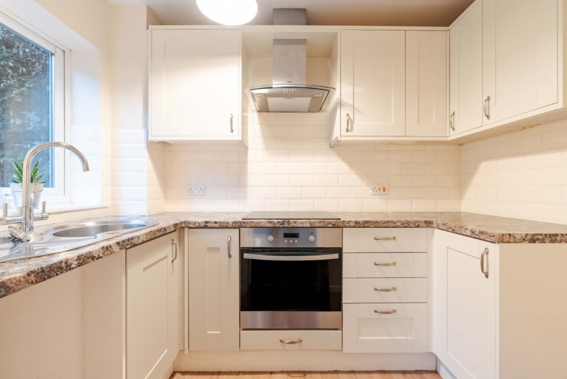 Image: 3 Bridle Way Wimborne Dorset Colehill