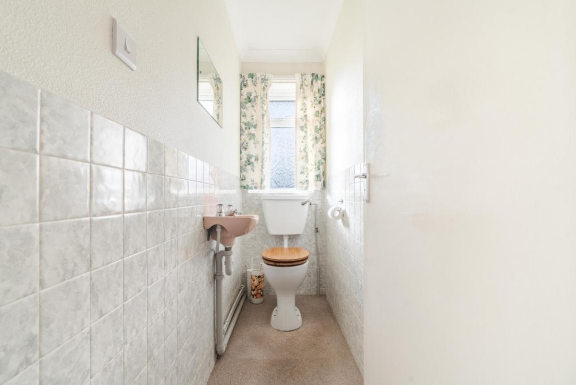 Image: 11 Leigh Road Wimborne Dorset Wimborne