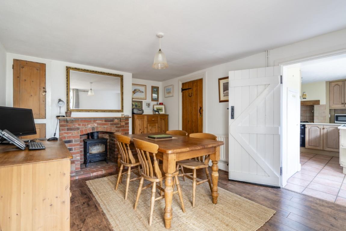 Image: 6 Furzehill Wimborne Dorset Furzehill