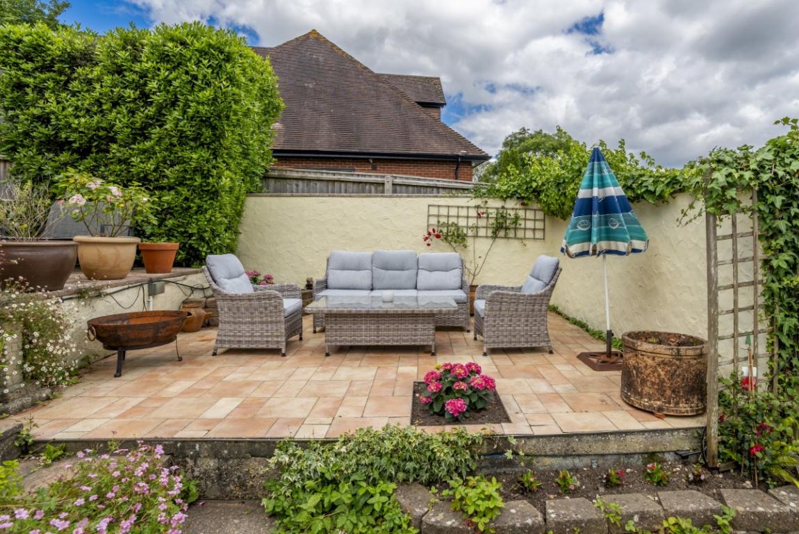 Image: 26 Furzehill Wimborne Dorset Furzehill