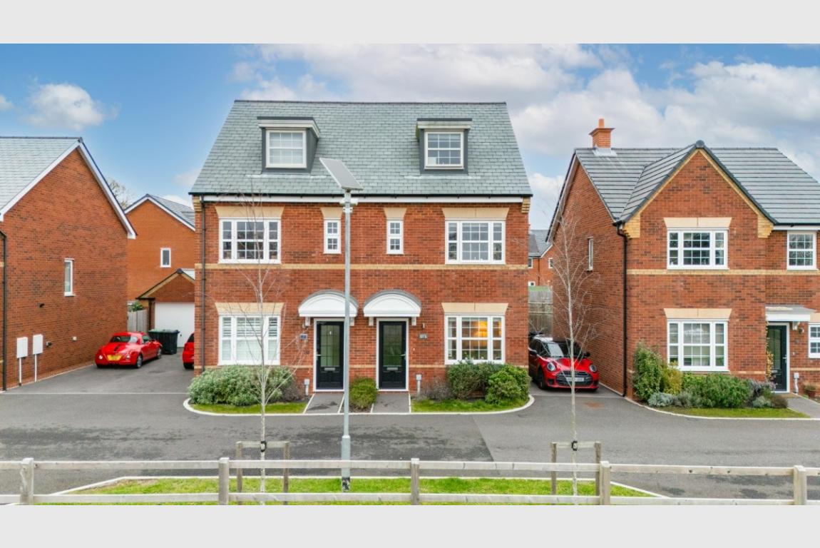 Image: 18 Acres Close Wimborne Dorset Wimborne