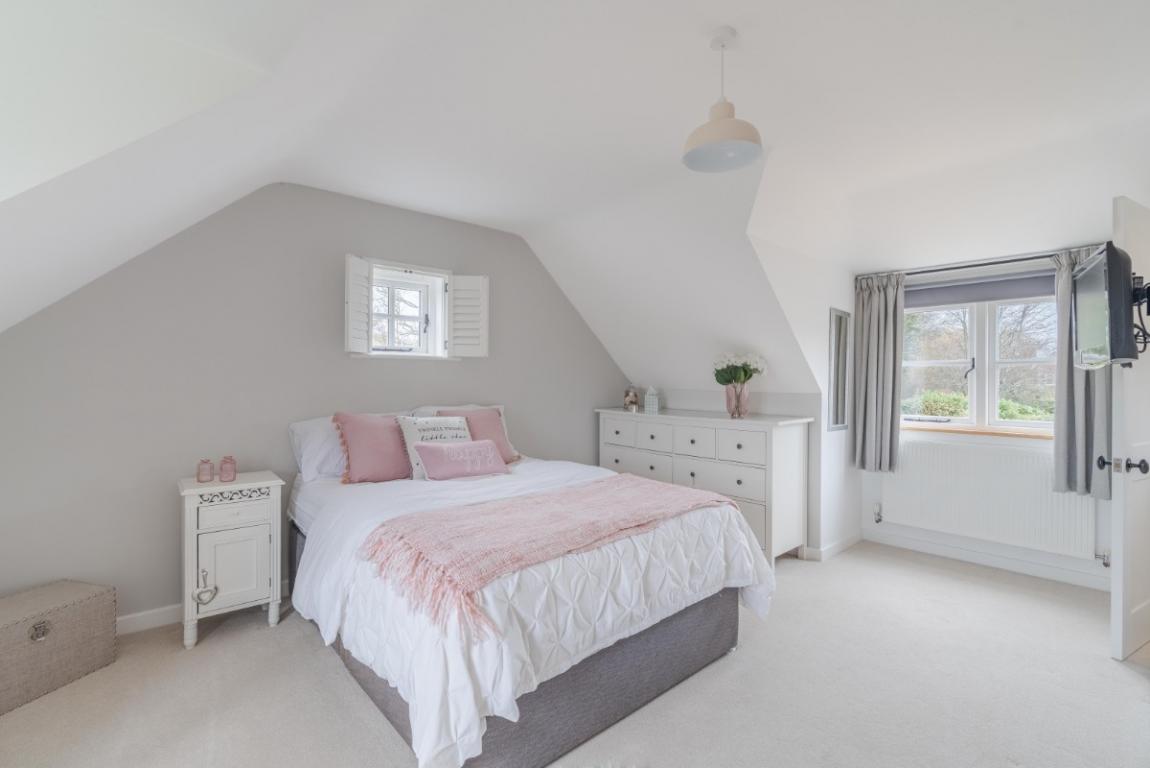 Image: 17 Holtwood Wimborne Dorset Holtwood