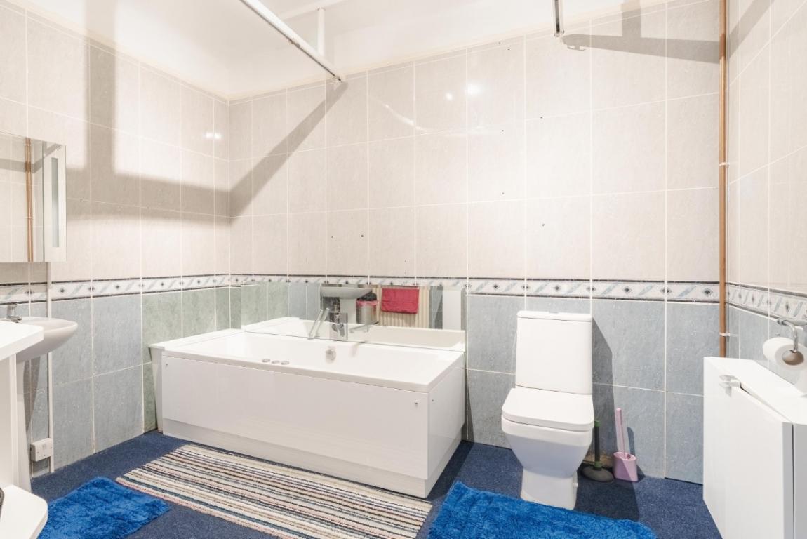 Image: 13 Highfield Road Wimborne Dorset Corfe Mullen