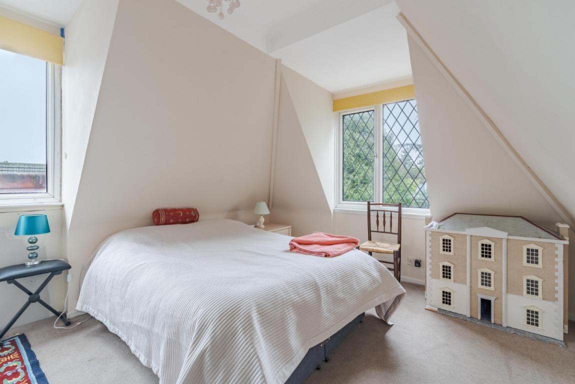 Image: 21 Highfield Road Wimborne Dorset Corfe Mullen