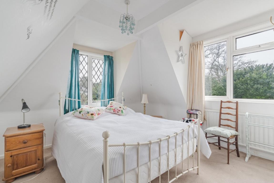 Image: 22 Highfield Road Wimborne Dorset Corfe Mullen